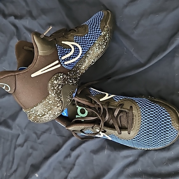 Blue Nike KD shoes - Picture 3 of 4